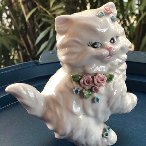 Vintage White ceramic Pottery kitty Cat Persian Kitten Applied Roses Figurine